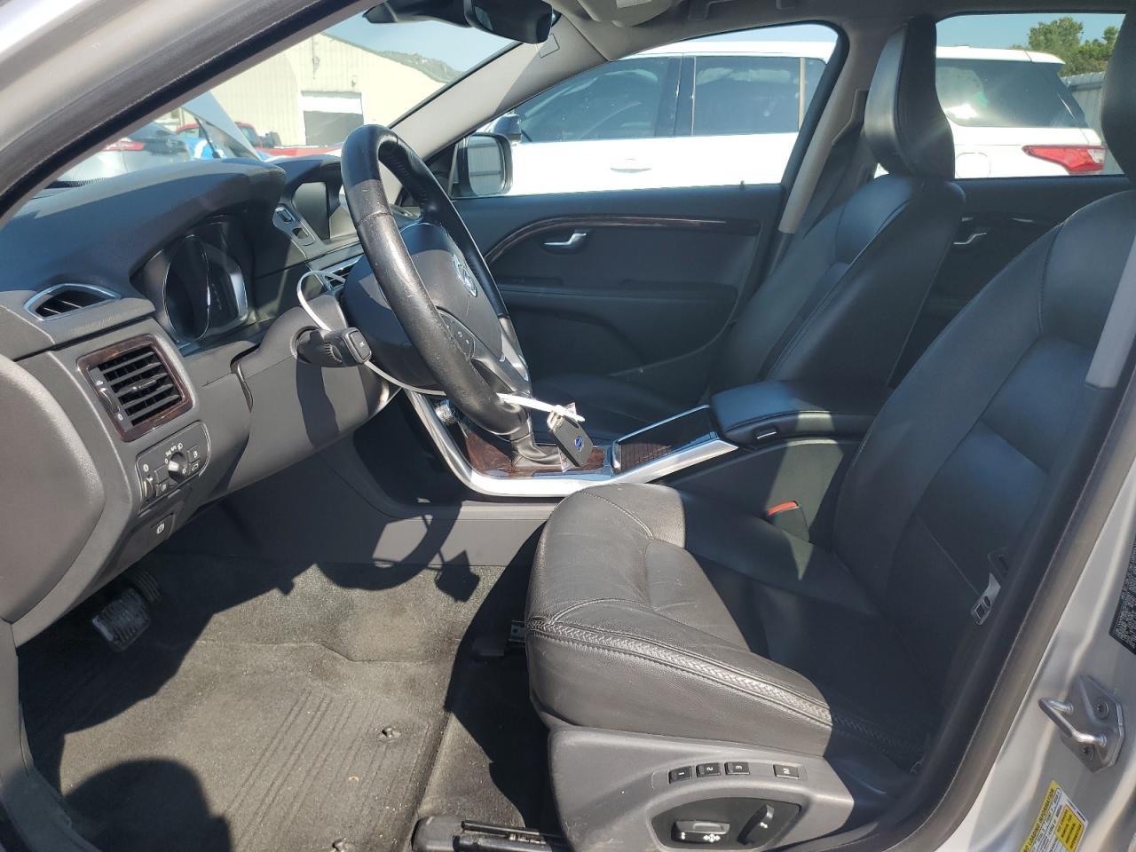 2016 VOLVO XC70