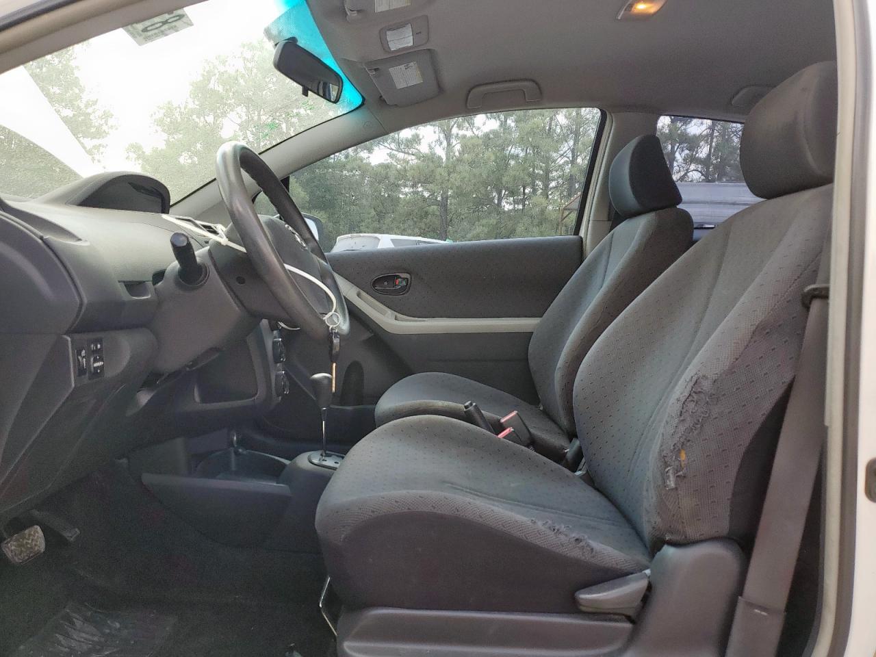 2010 TOYOTA YARIS