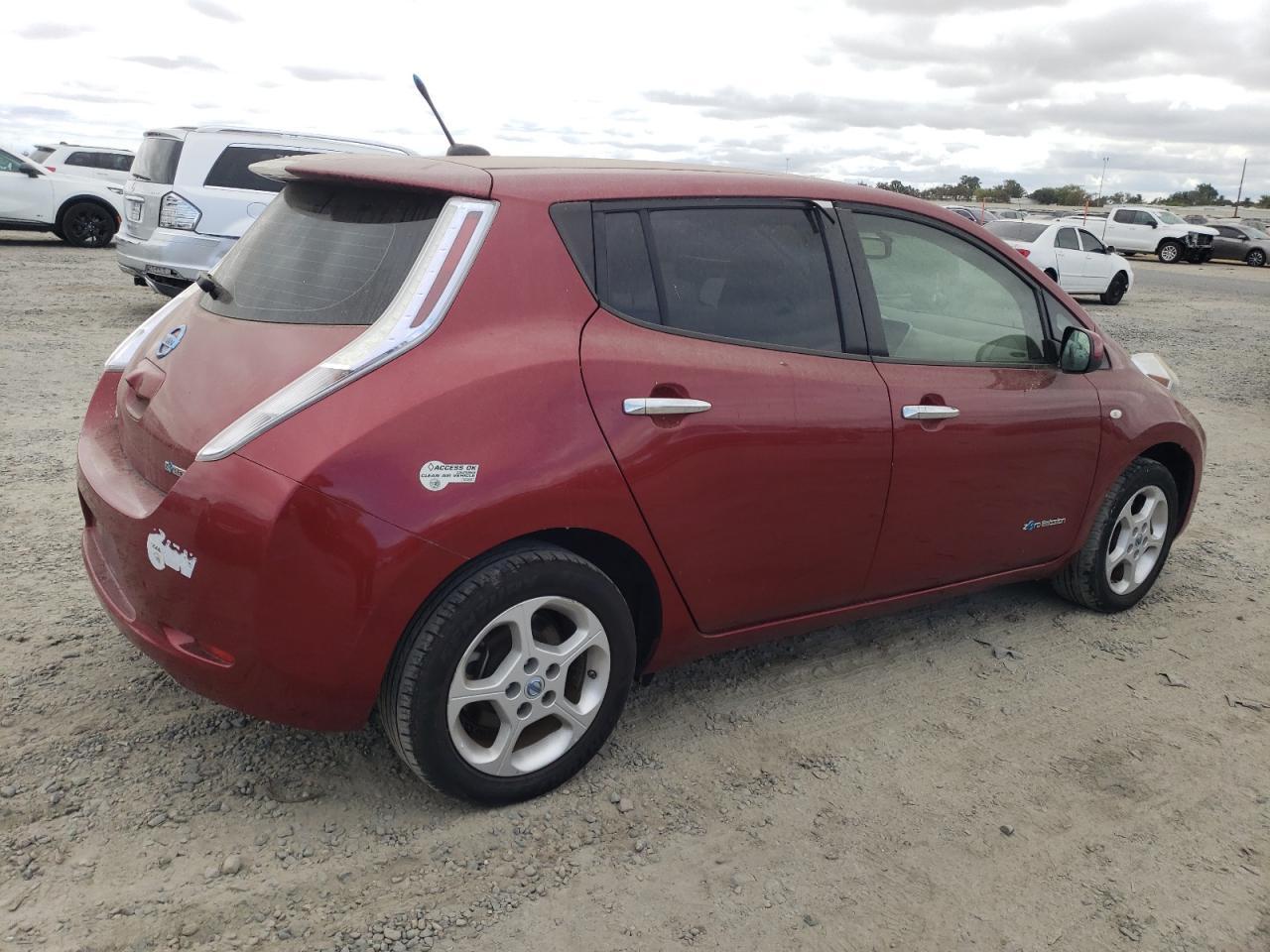 2012 NISSAN LEAF