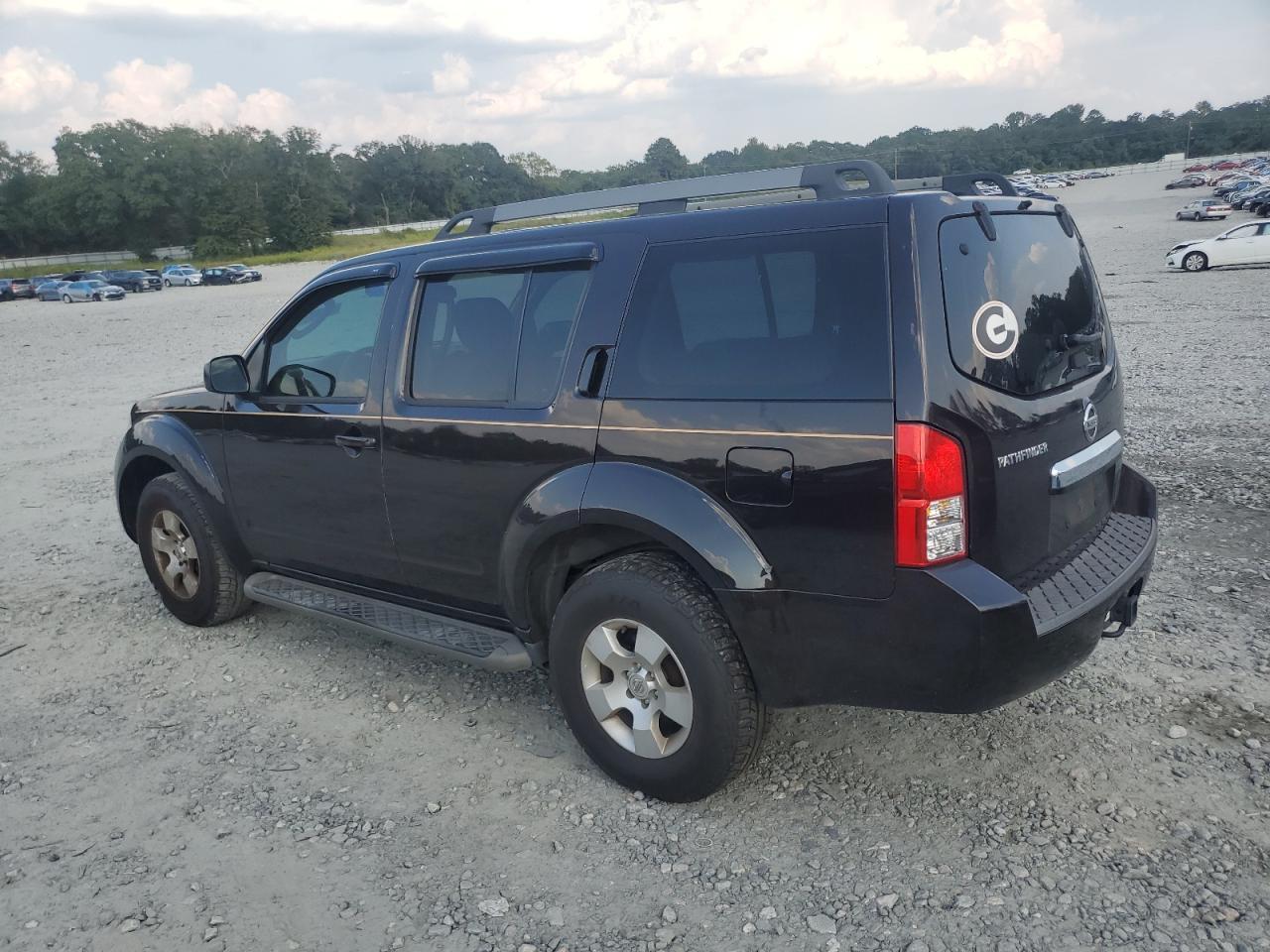 2011 NISSAN PATHFINDER