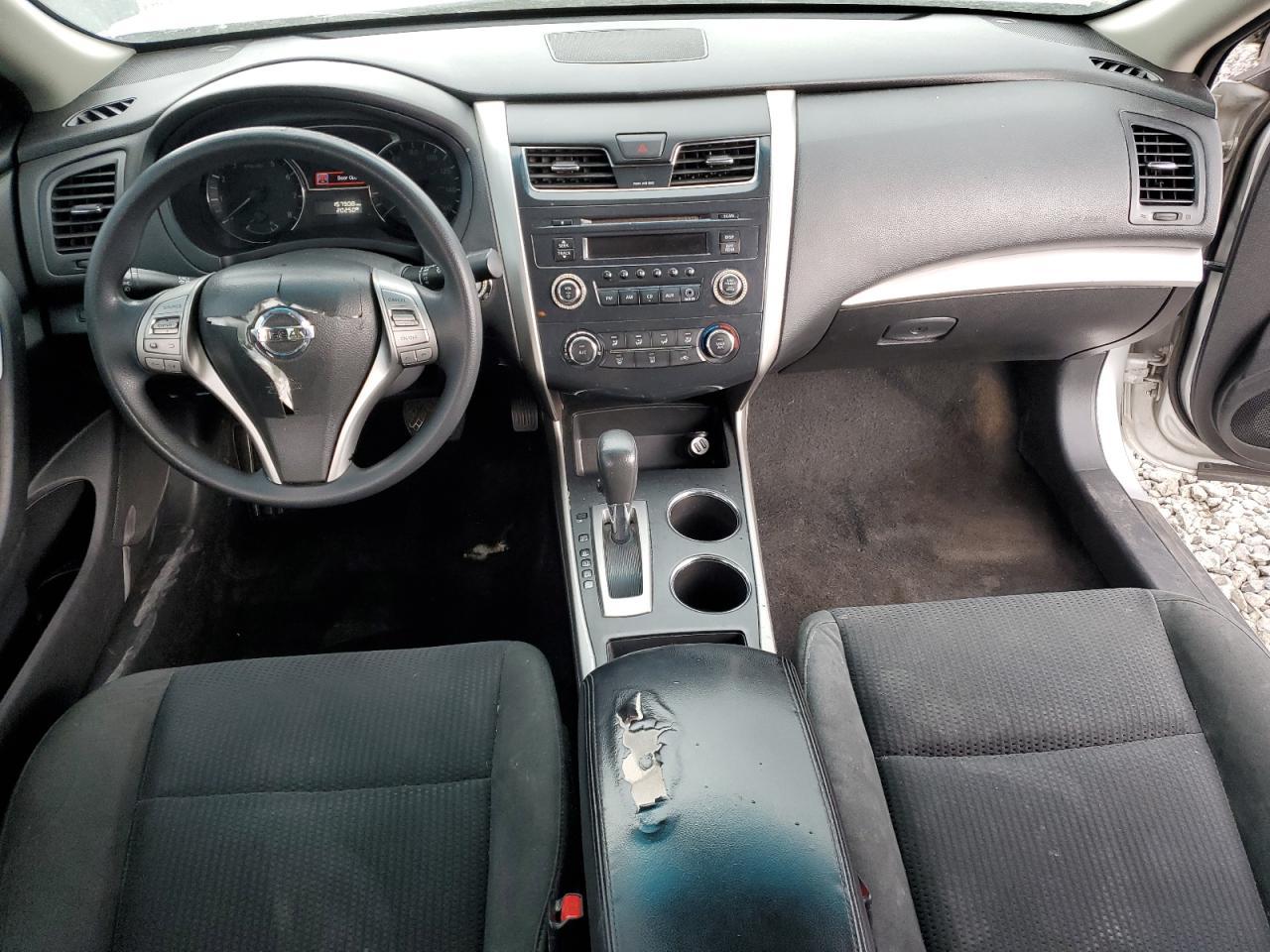 2015 NISSAN