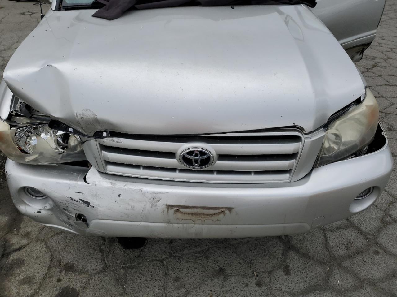 2006 TOYOTA HIGHLANDER