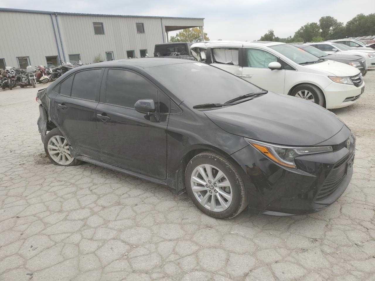 2024 TOYOTA COROLLA