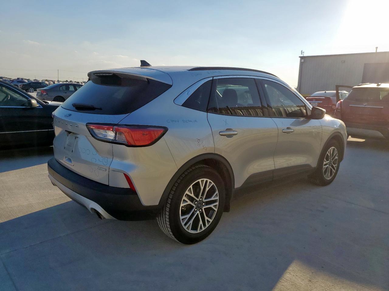 2020 FORD ESCAPE