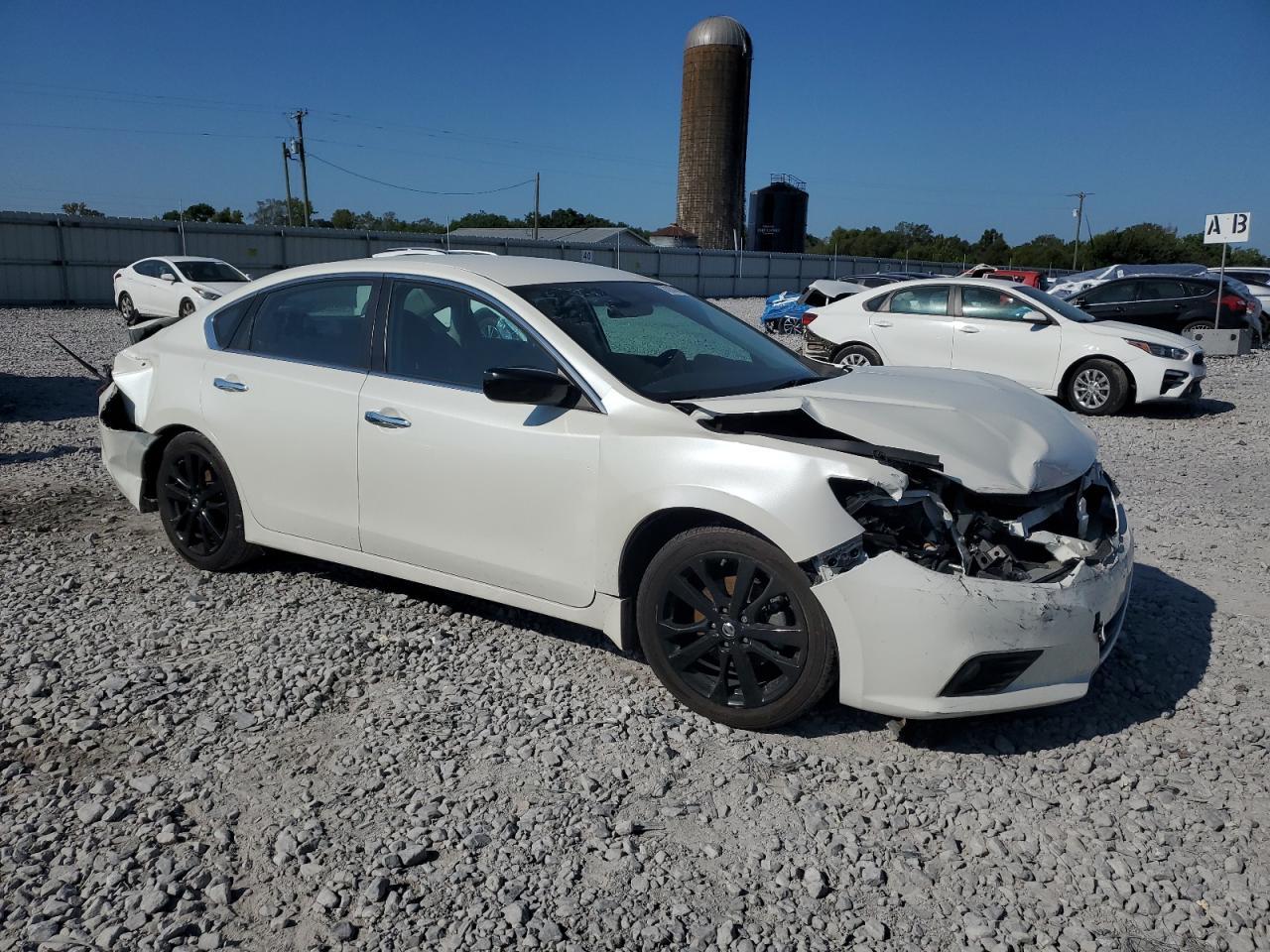 2017 NISSAN ALTIMA