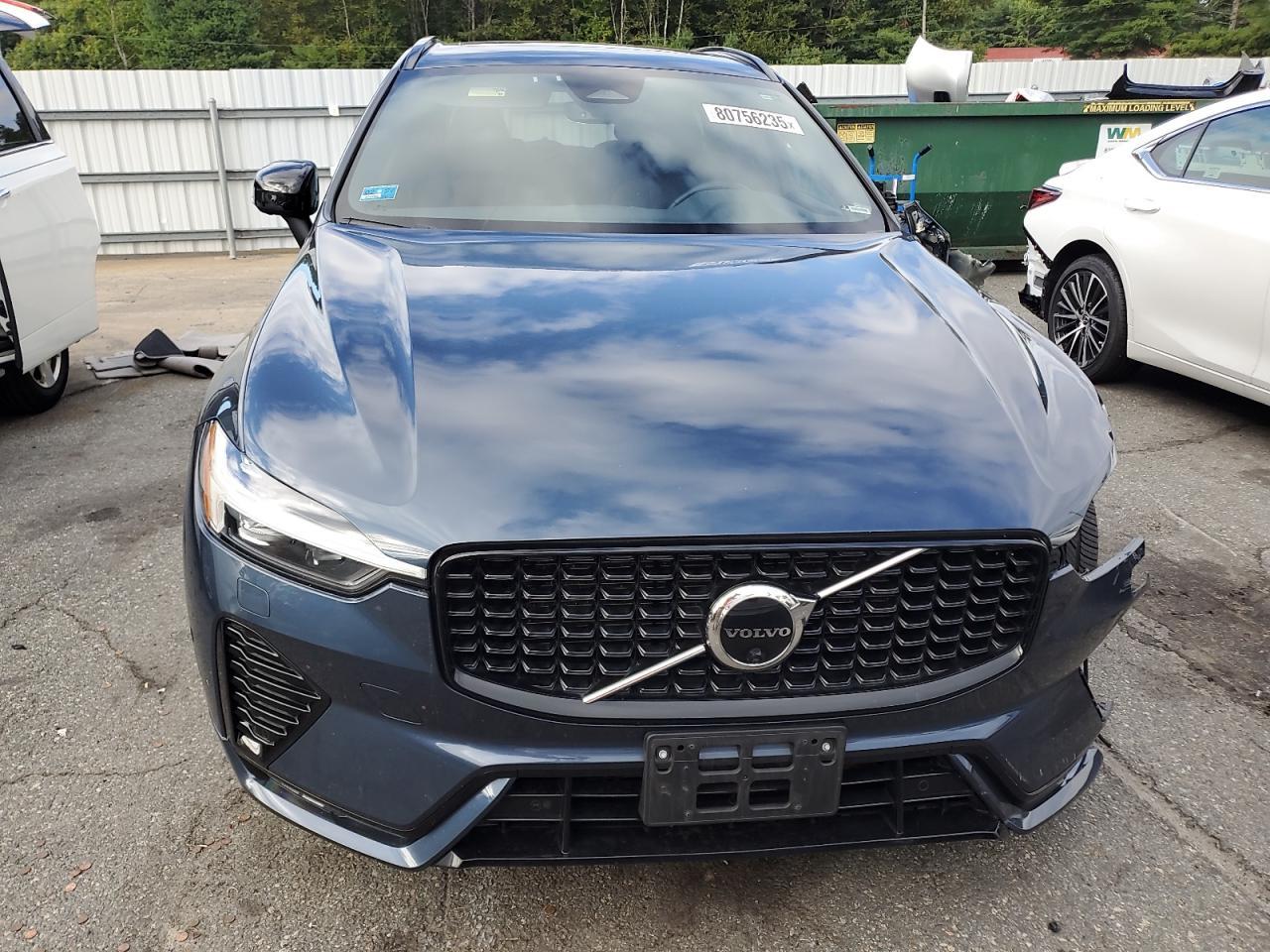 2023 VOLVO XC60