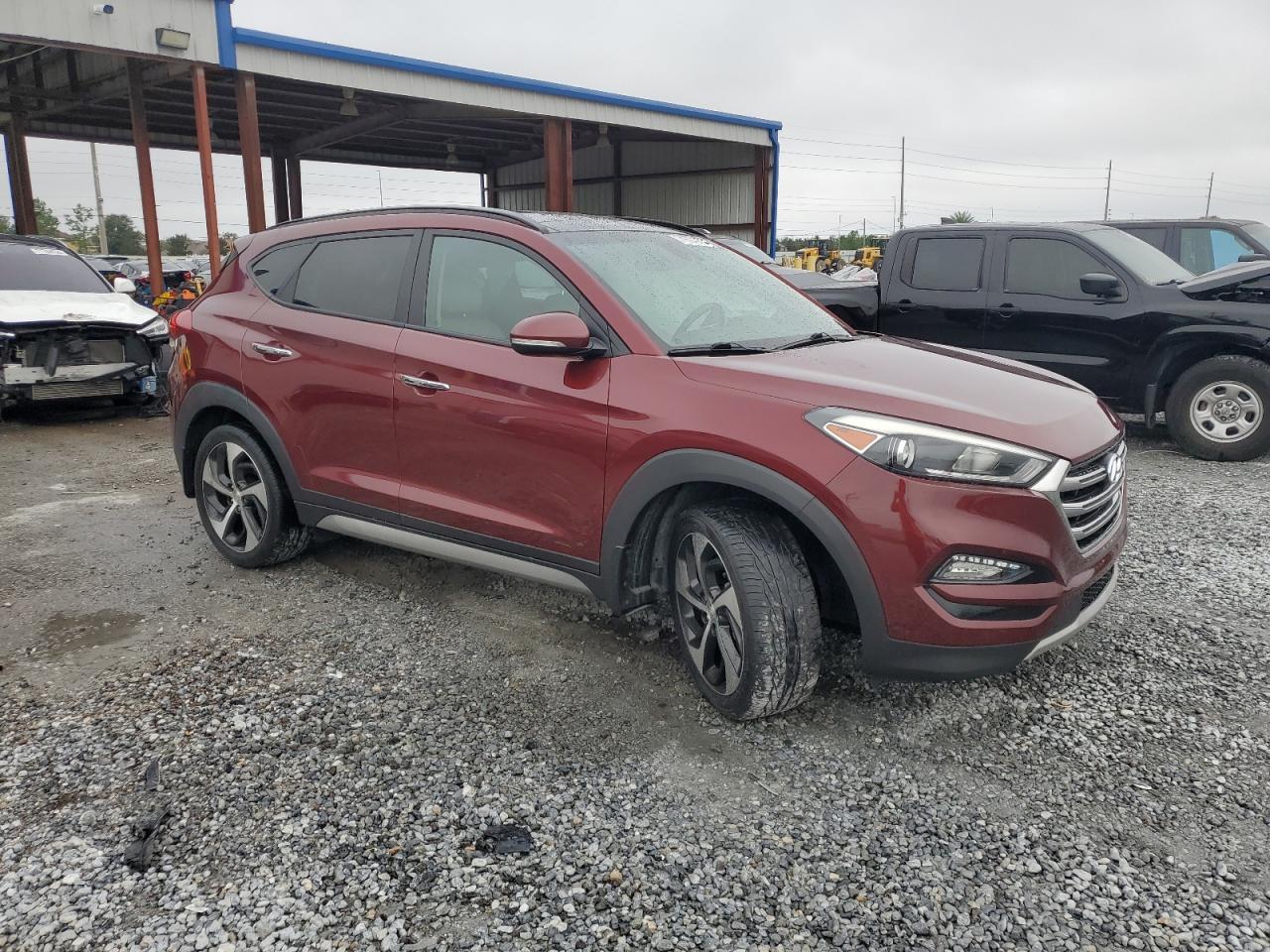 2017 HYUNDAI TUCSON