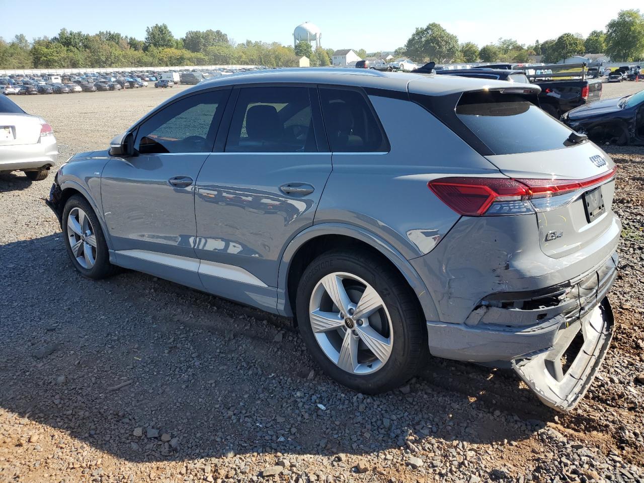 2024 AUDI Q4 e-tron