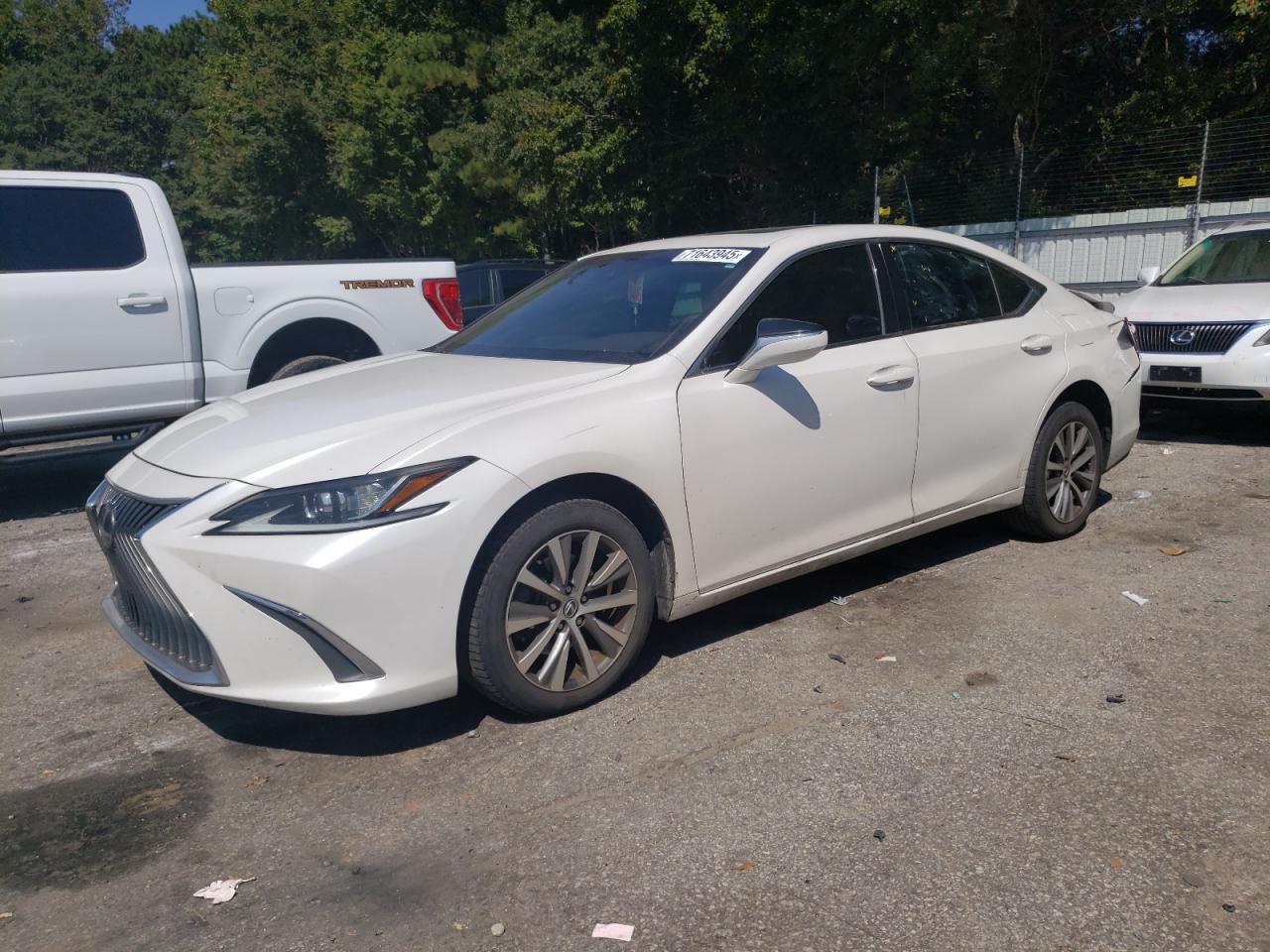 2019 LEXUS Es