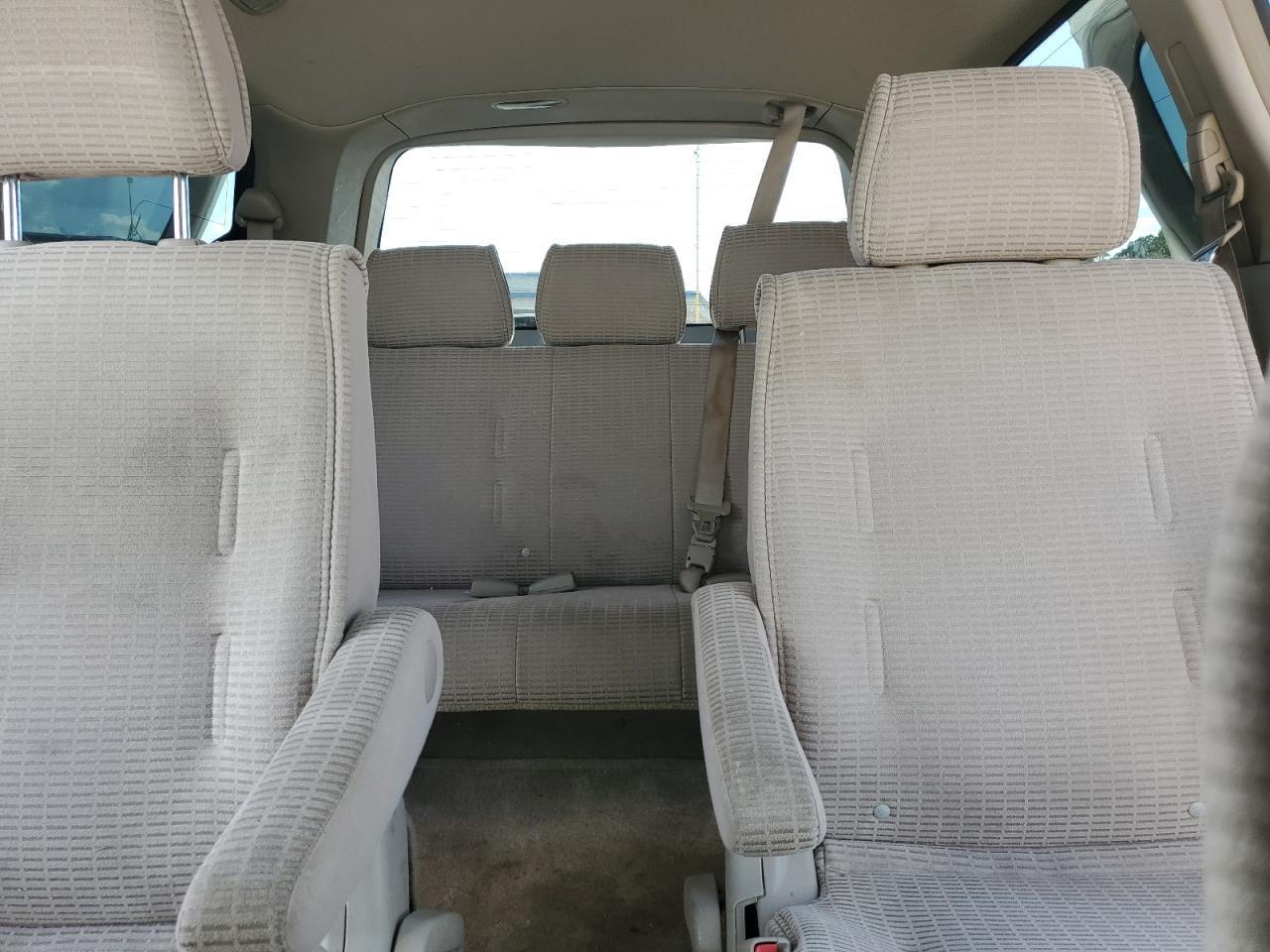 2004 NISSAN Quest