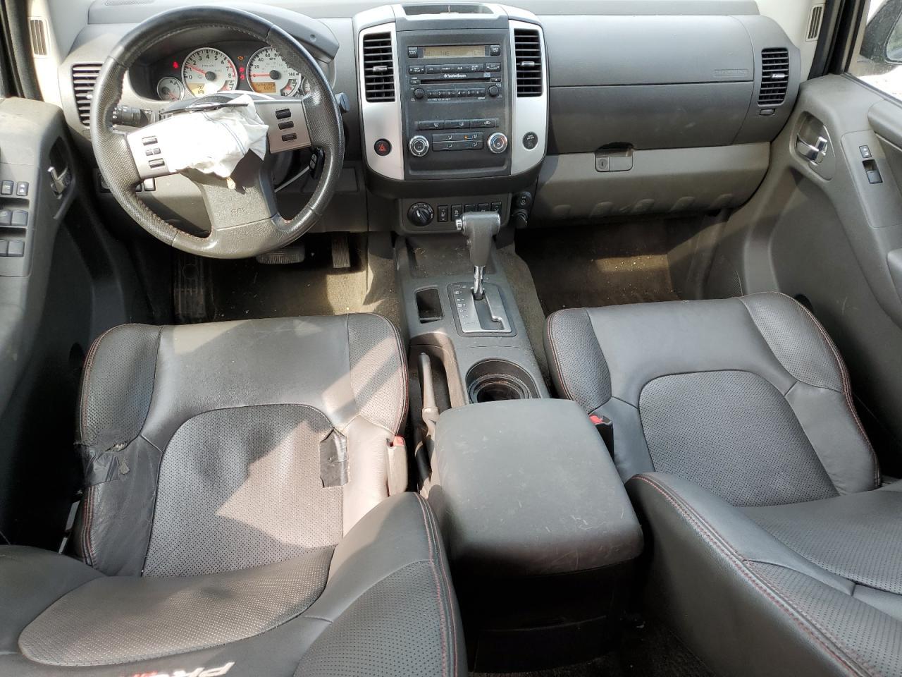 2012 NISSAN Frontier