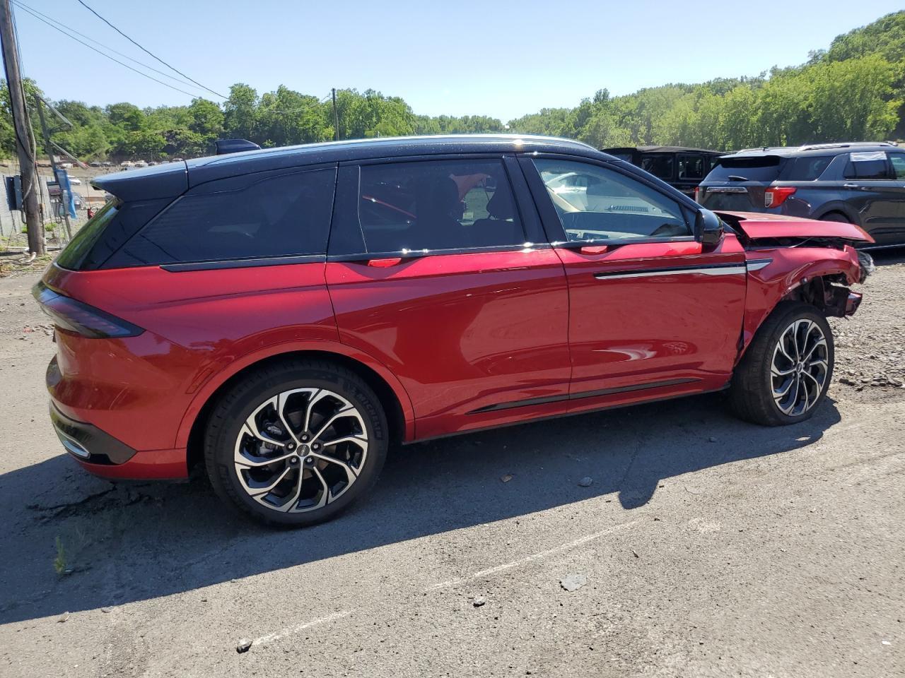 2025 LINCOLN Nautilus