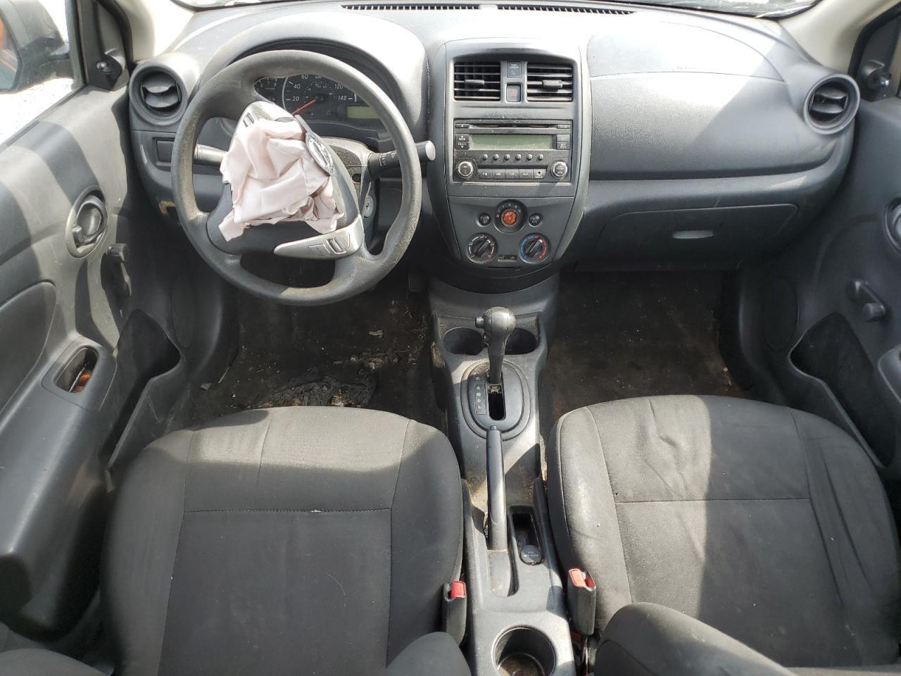 2015 NISSAN VERSA