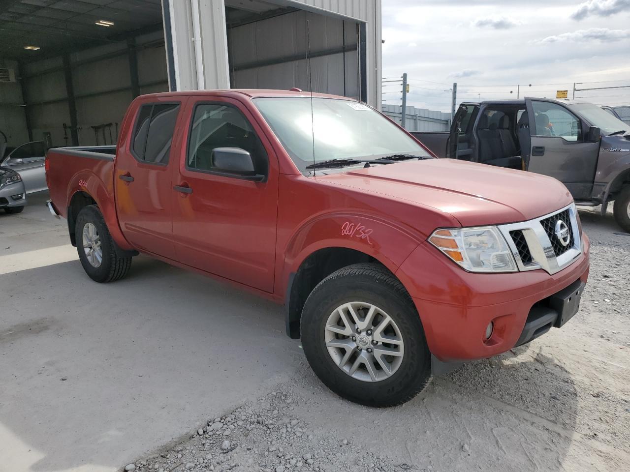 2015 NISSAN Frontier