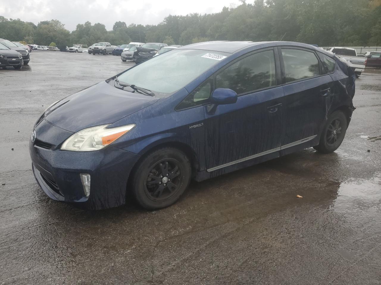2015 TOYOTA PRIUS