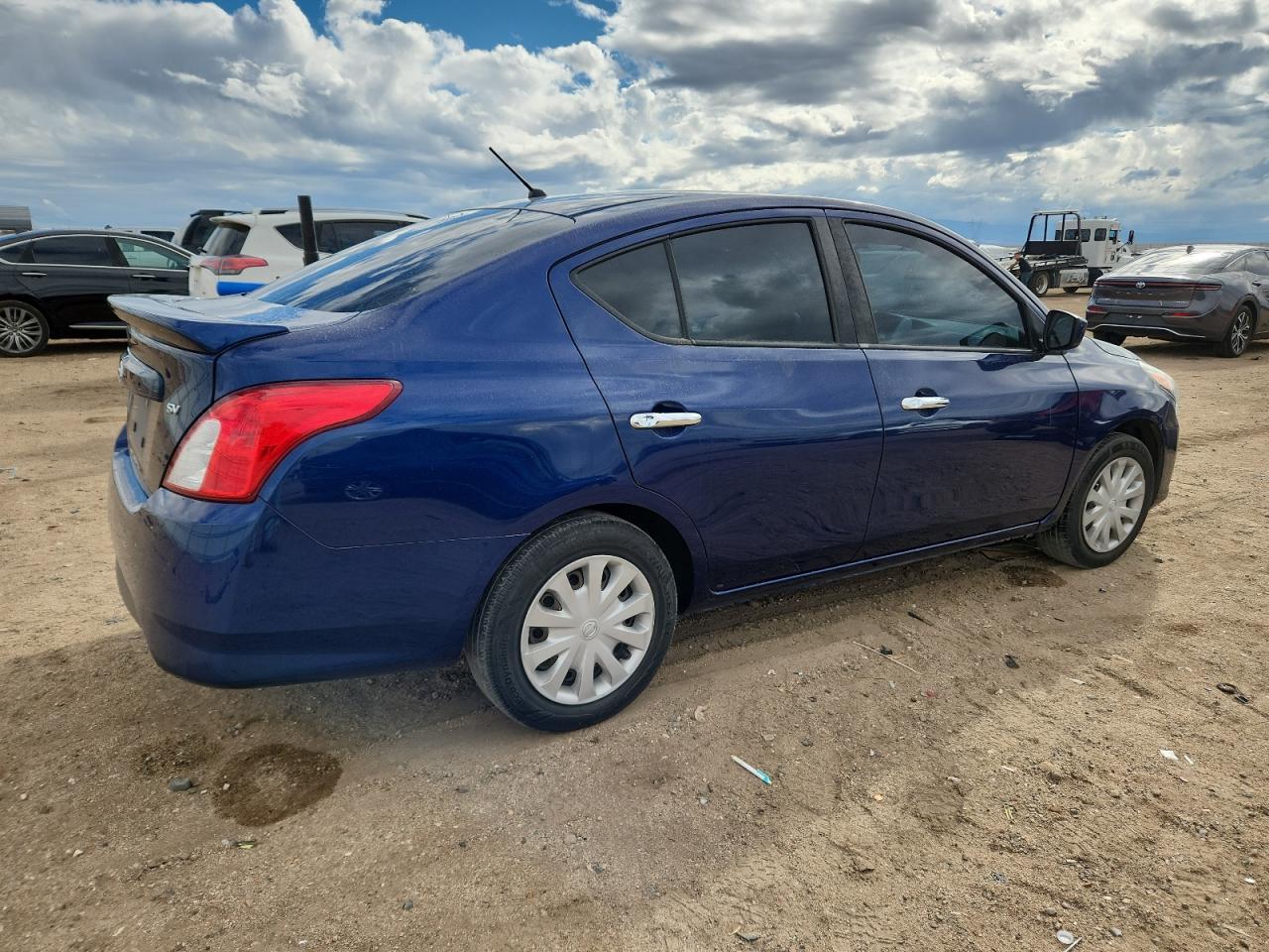 2018 NISSAN VERSA