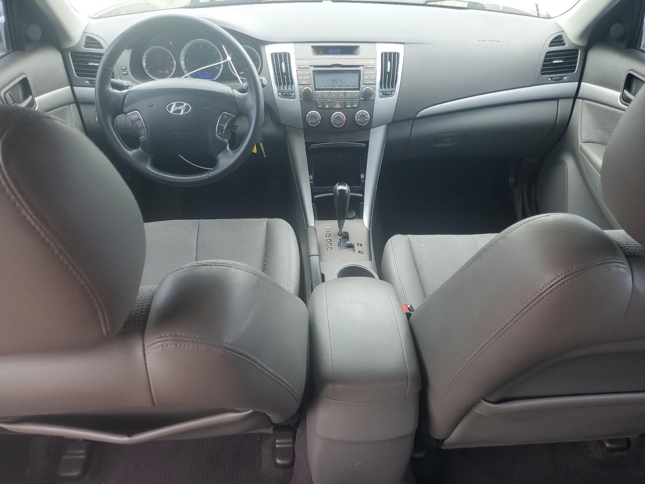 2009 HYUNDAI SONATA
