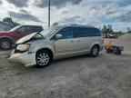 2012 CHRYSLER Town & Country
