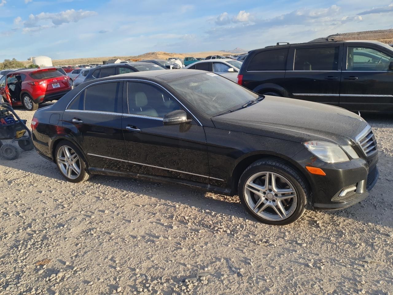 2011 MERCEDES-BENZ E-Class