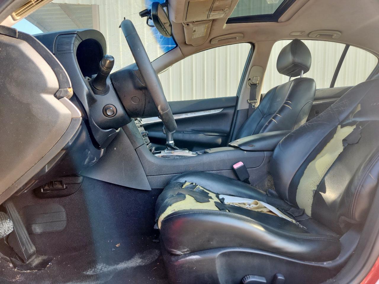 2011 INFINITI G37