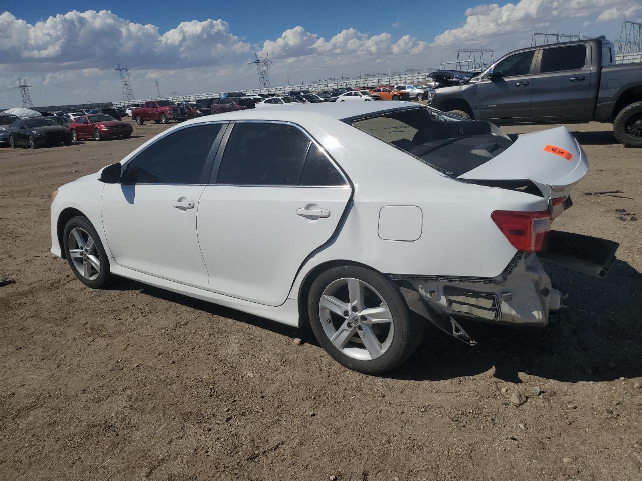 2014 TOYOTA CAMRY