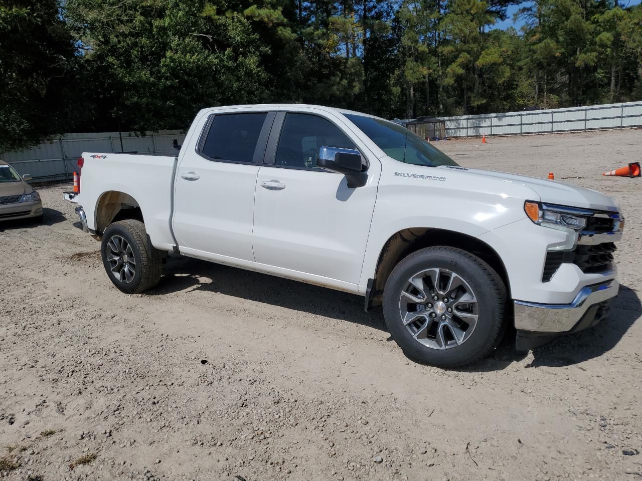 2025 CHEVROLET Silverado