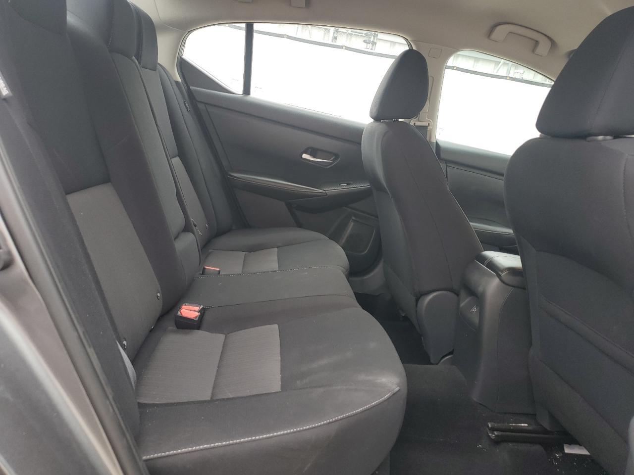 2022 NISSAN SENTRA