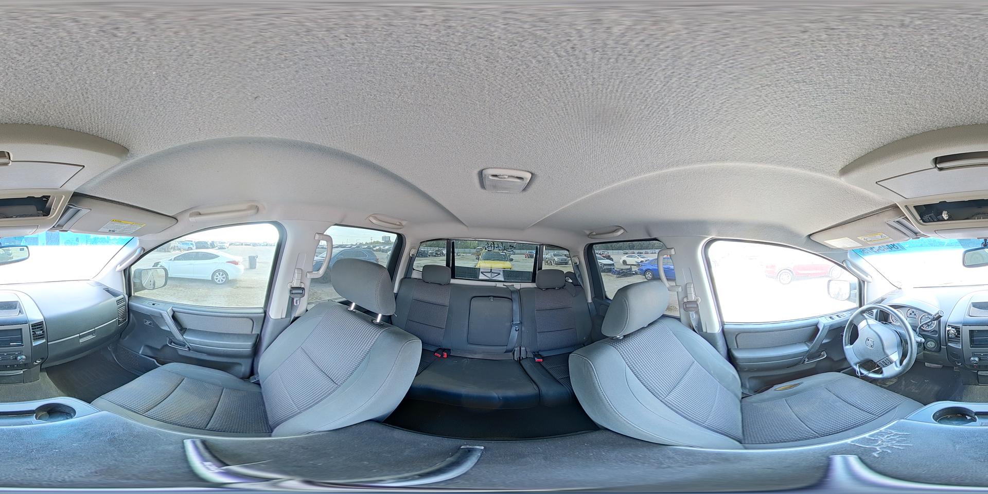 2010 NISSAN Titan