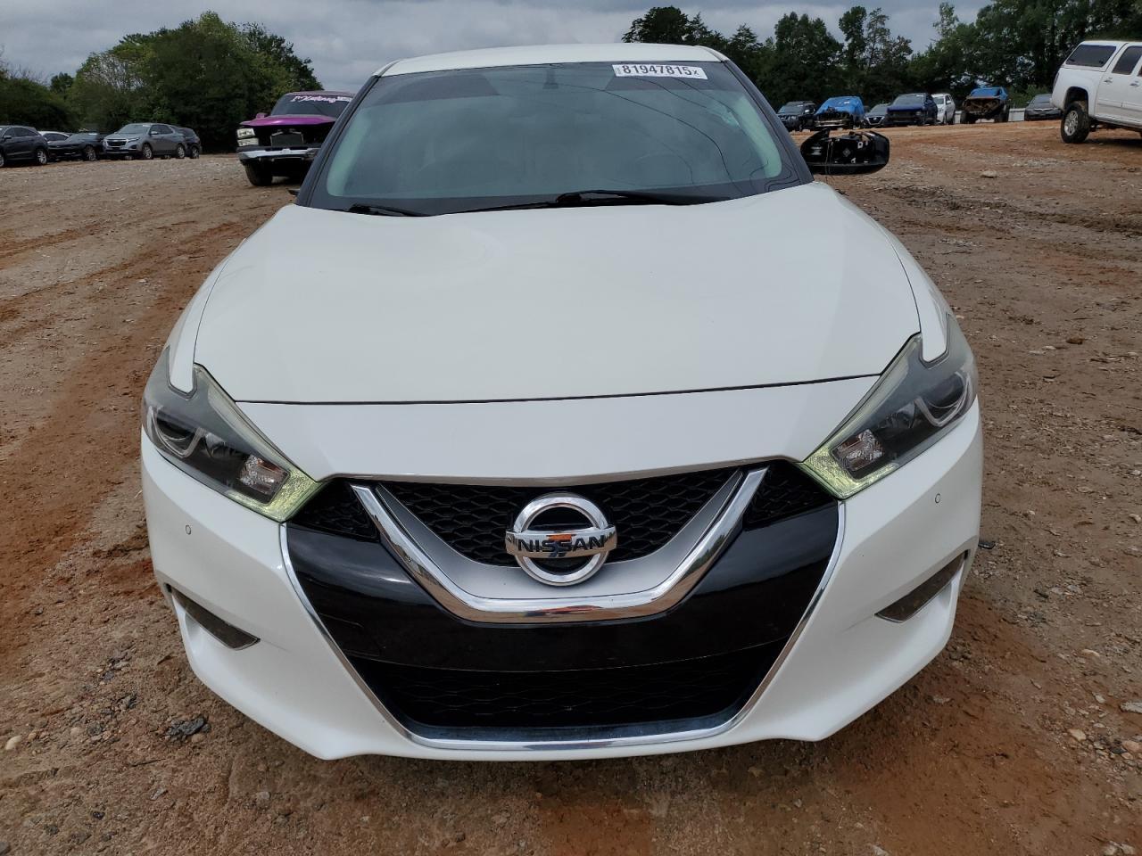 2017 NISSAN Maxima