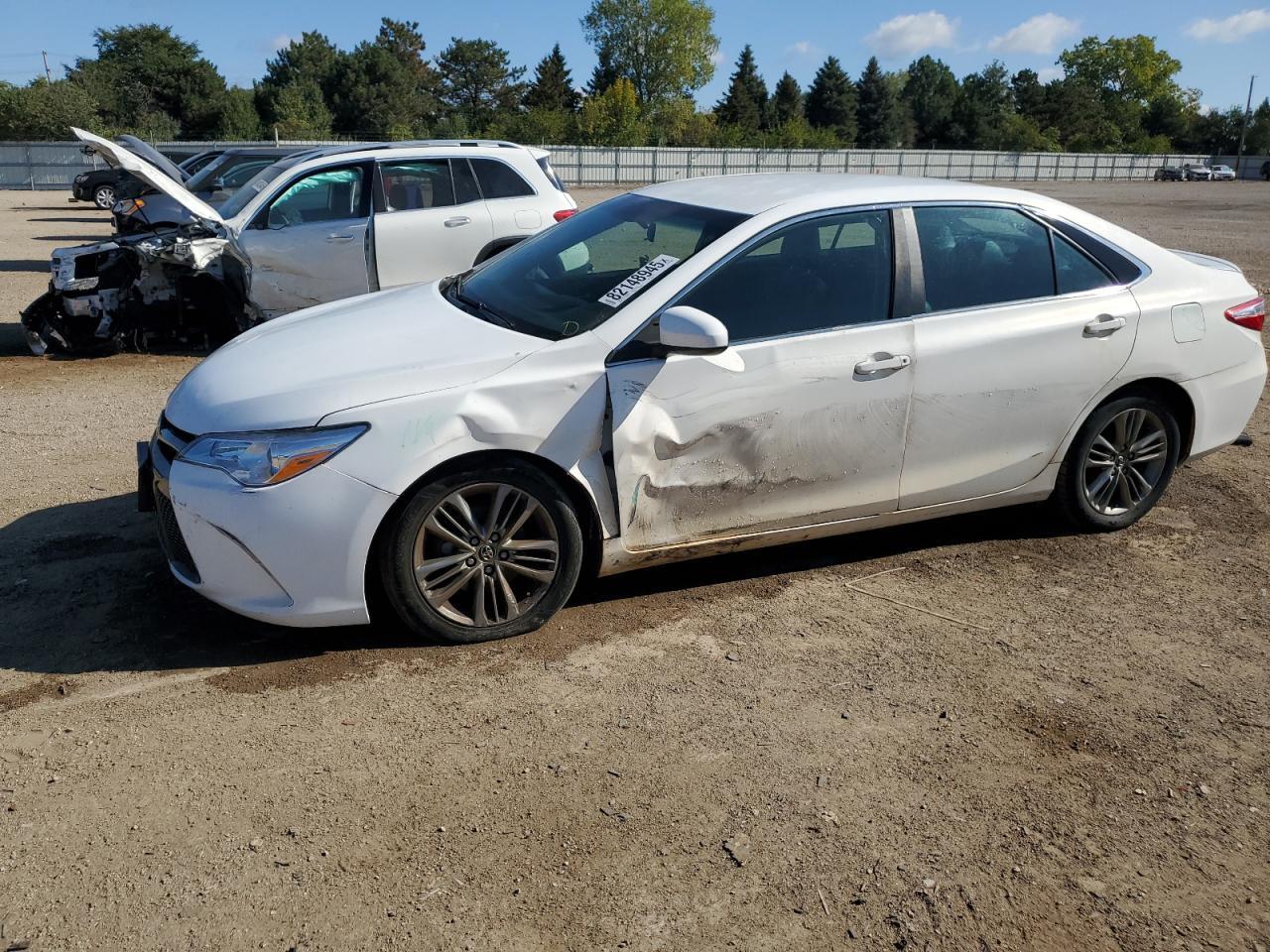 2015 TOYOTA CAMRY