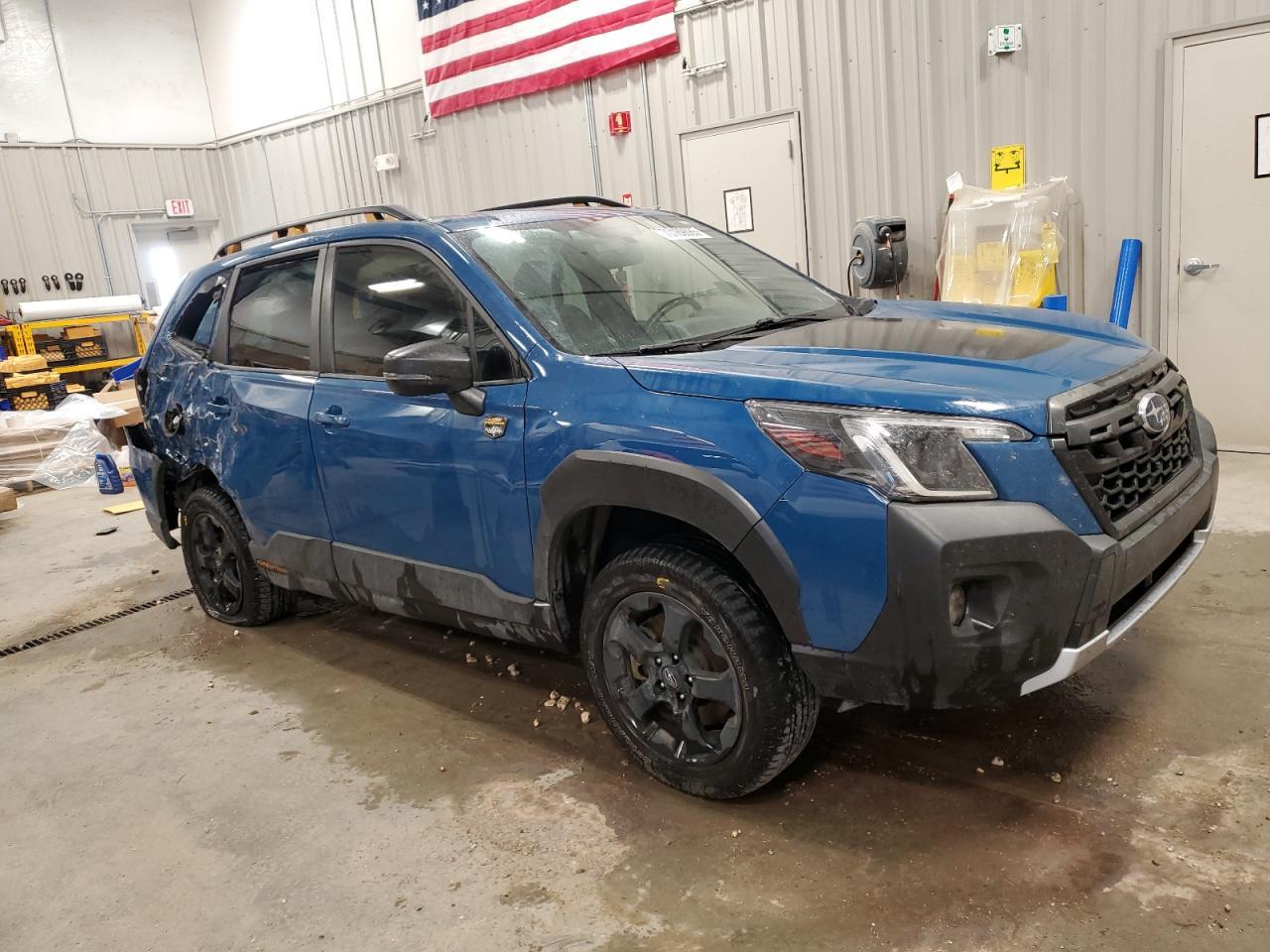 2023 SUBARU FORESTER