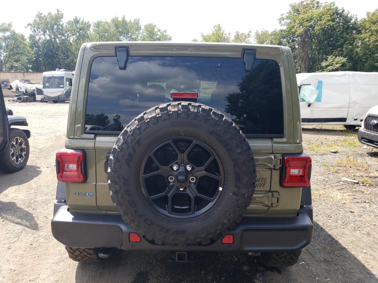 2025 JEEP WRANGLER