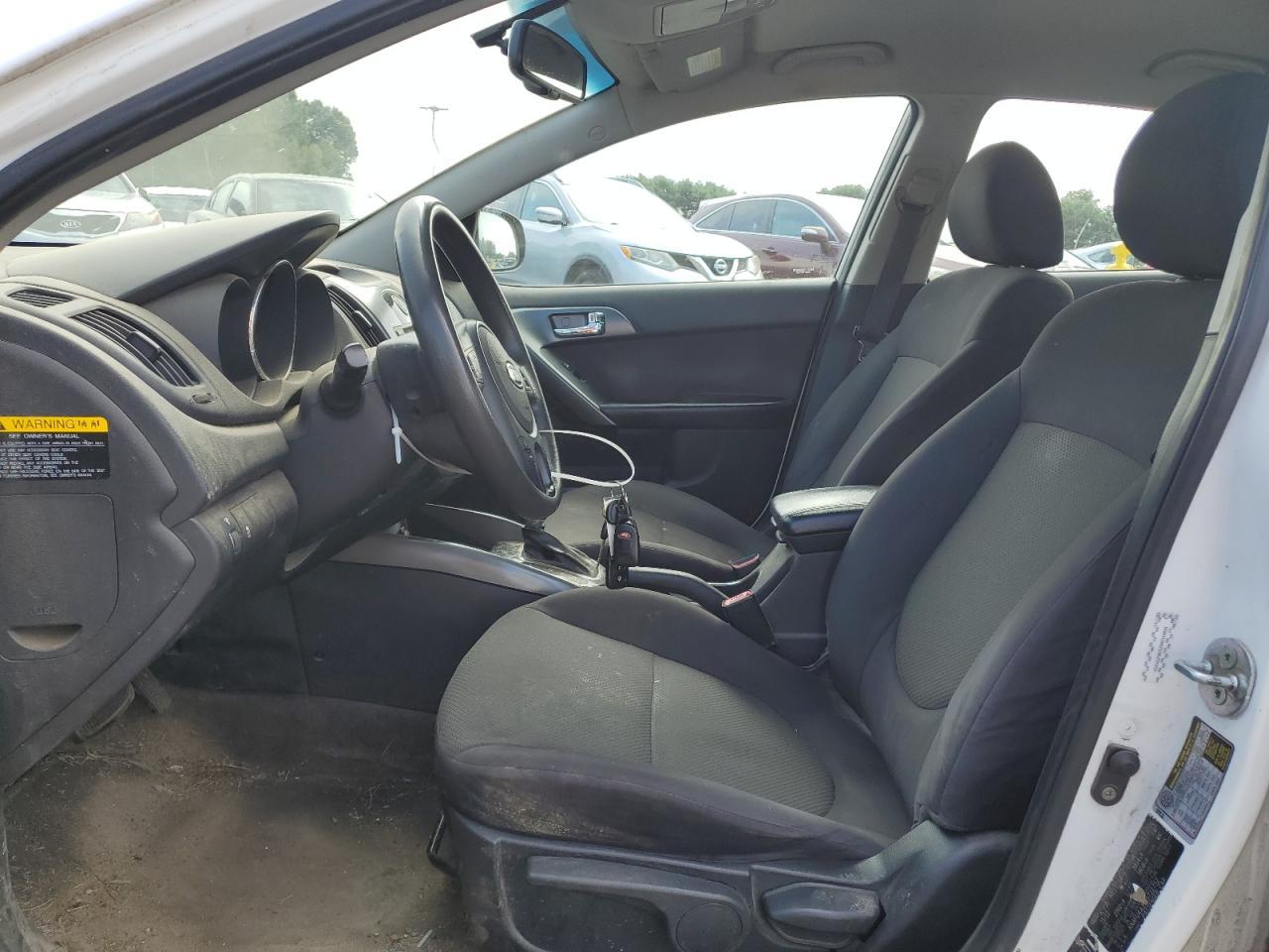 2013 KIA FORTE