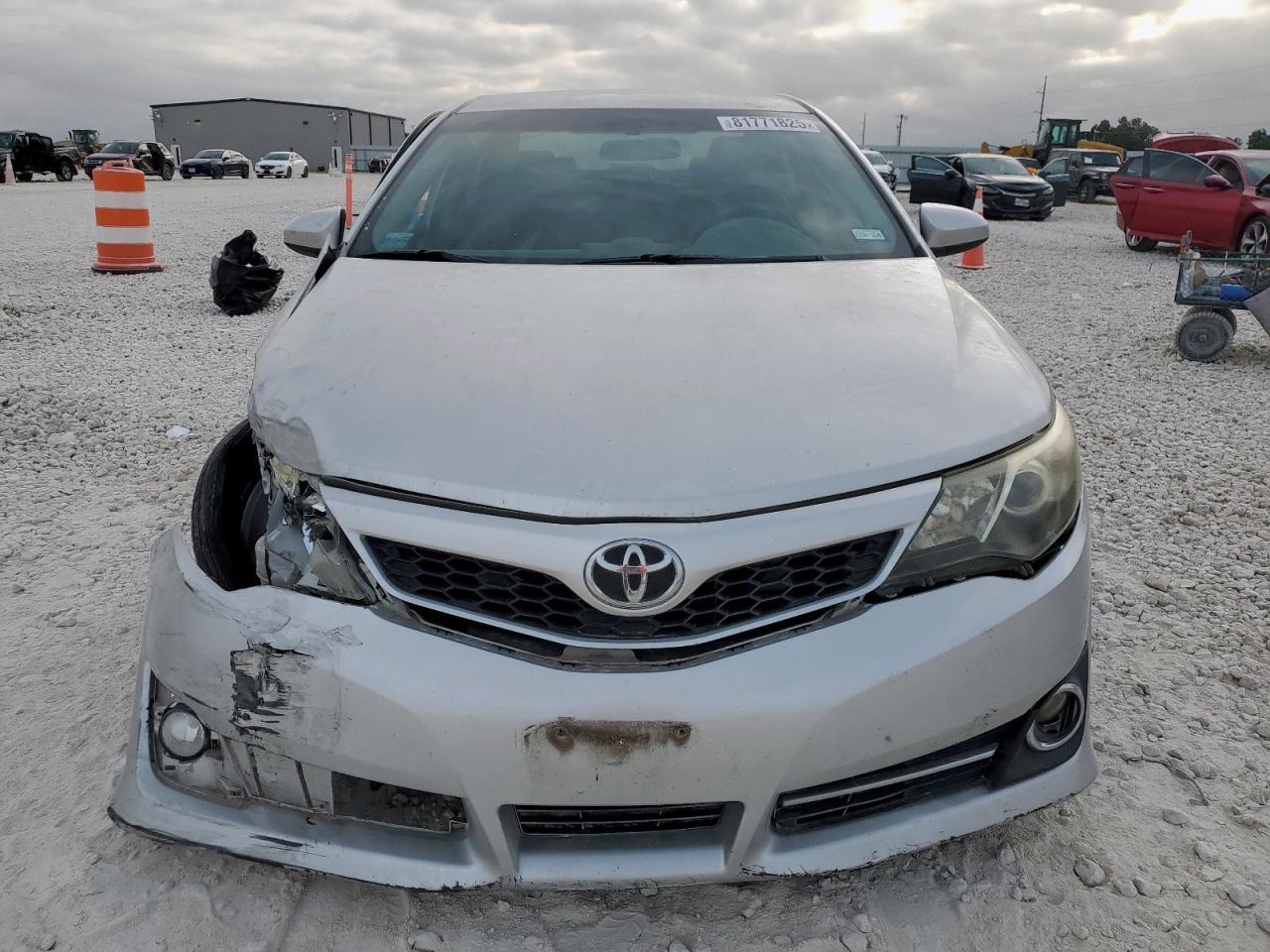 2013 TOYOTA CAMRY