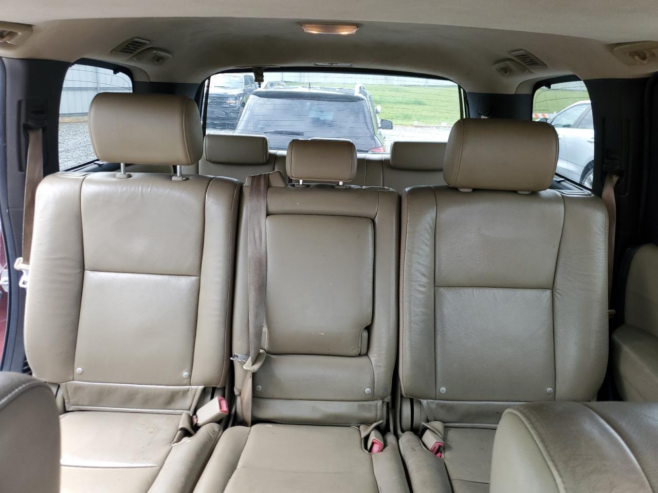 2011 TOYOTA Sequoia