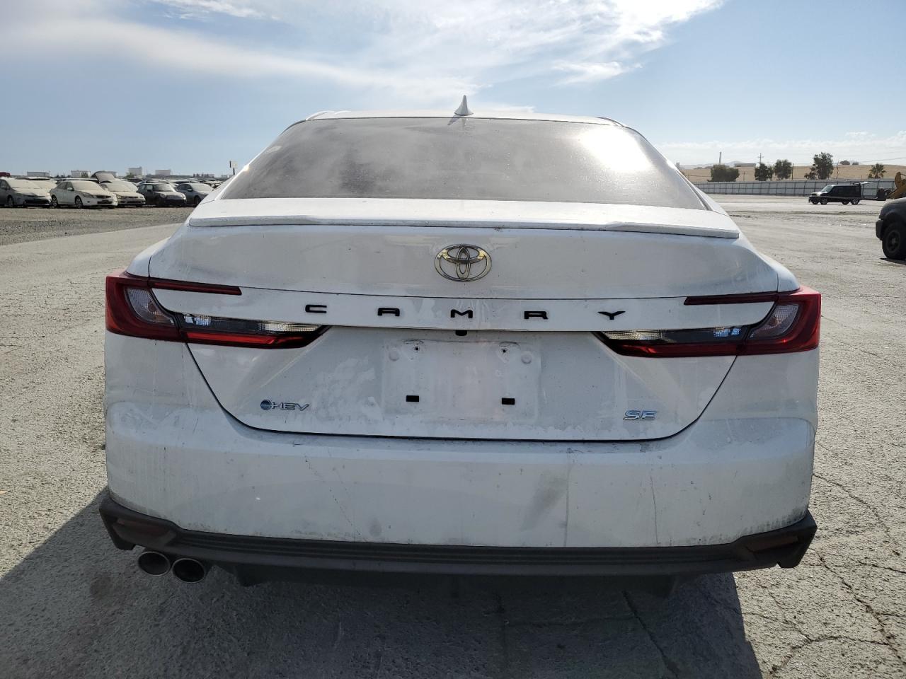 2025 TOYOTA CAMRY