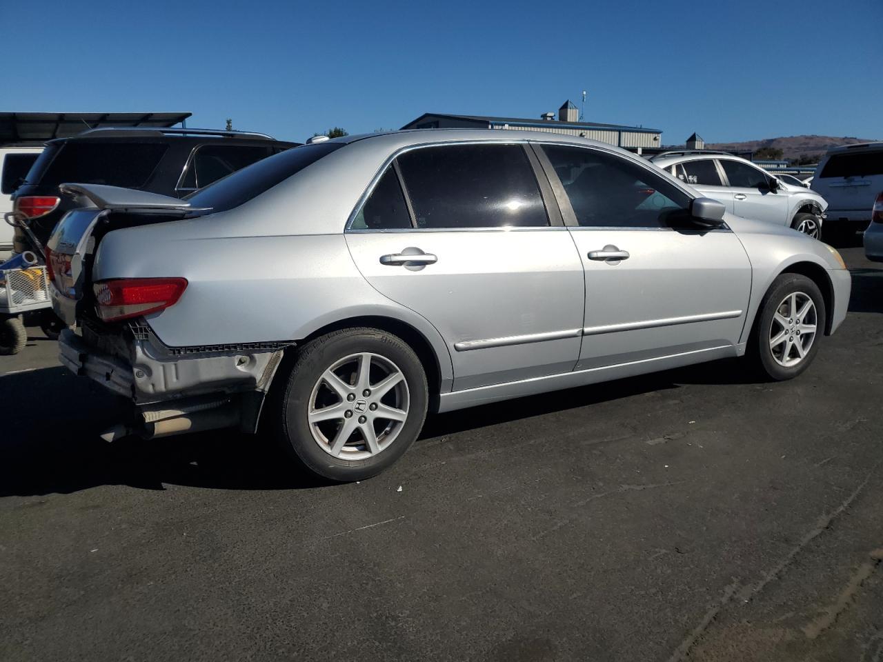 2004 HONDA ACCORD