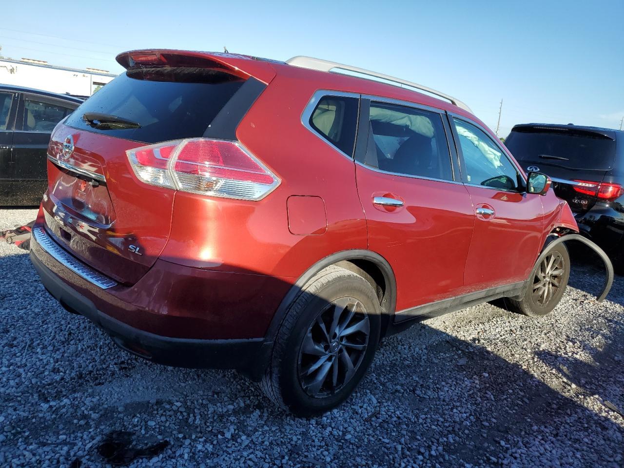 2015 NISSAN ROGUE