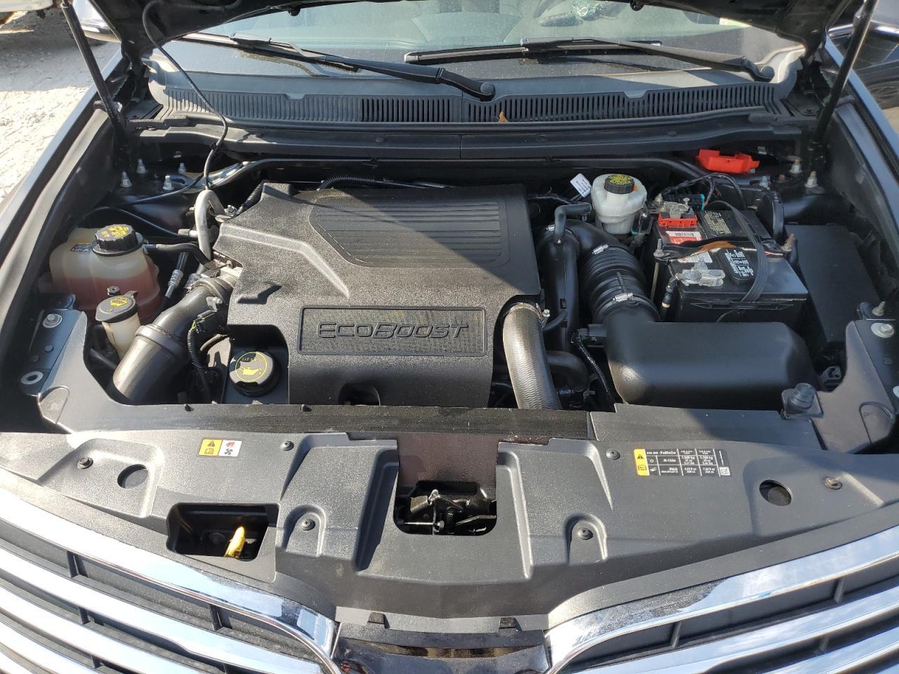 2019 LINCOLN MKT