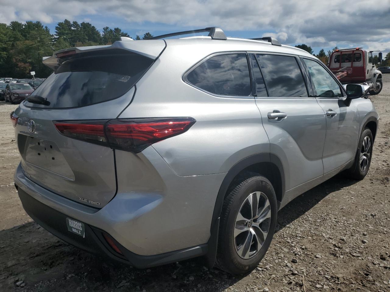 2022 TOYOTA HIGHLANDER