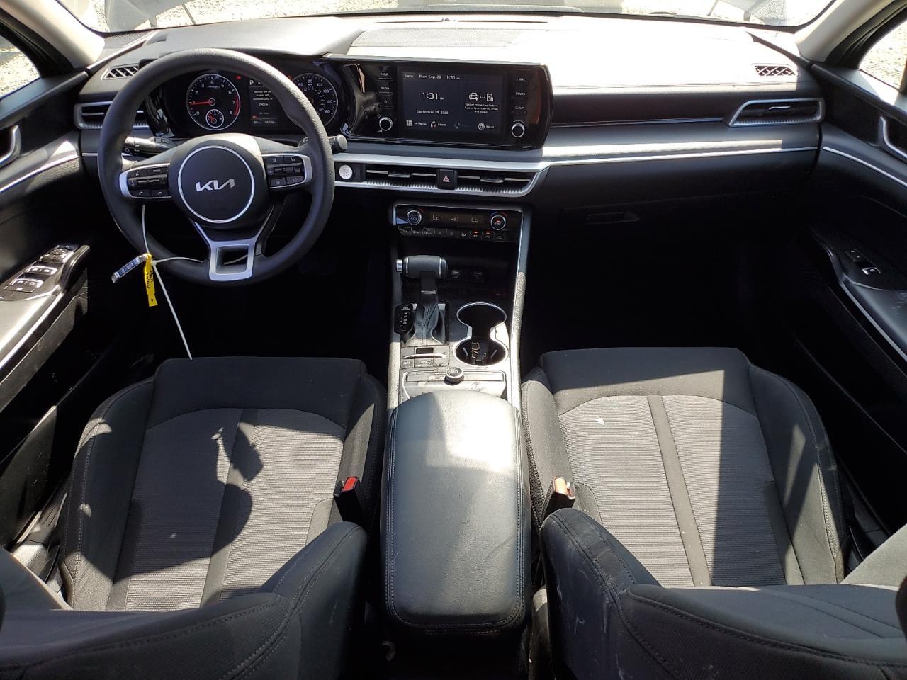2022 KIA K5