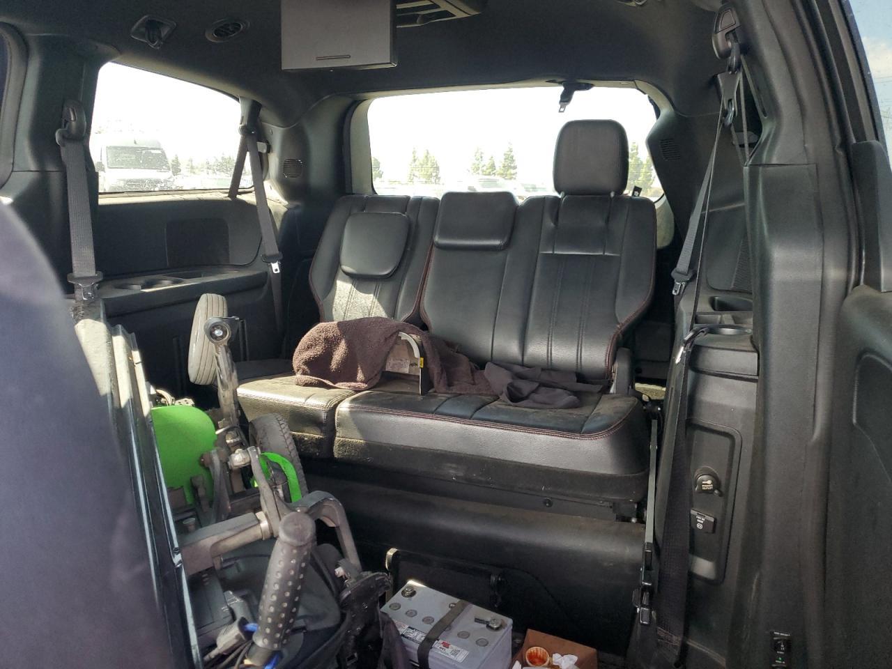 2011 DODGE GRAND CARAVAN