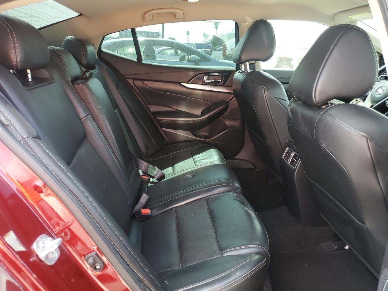 2021 NISSAN Maxima