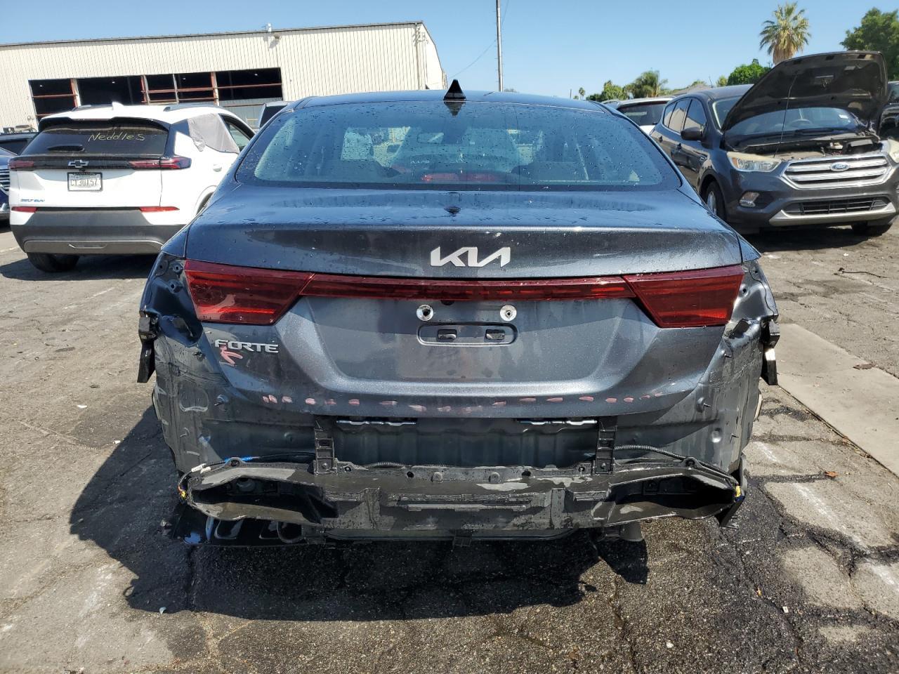 2023 KIA FORTE