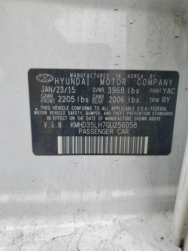 2016 HYUNDAI ELANTRA