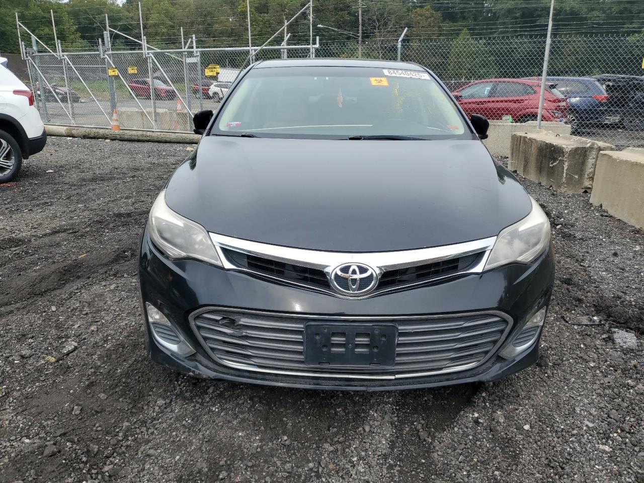 2015 TOYOTA Avalon