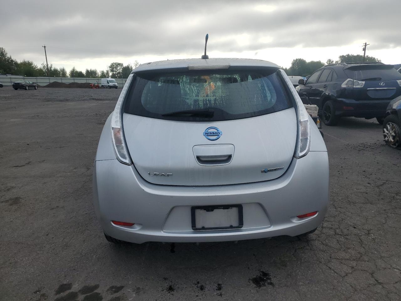 2013 NISSAN LEAF