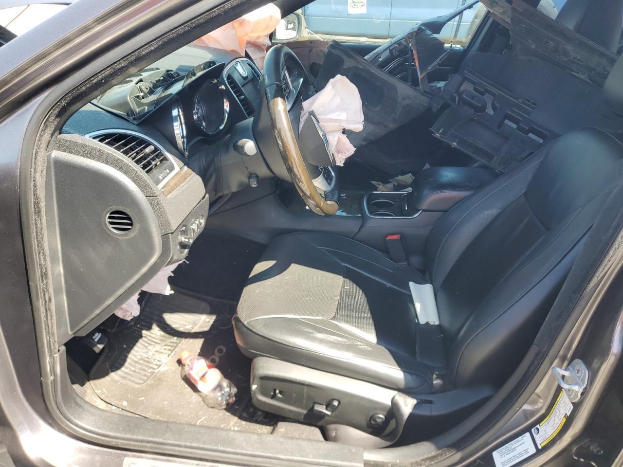 2014 CHRYSLER 300