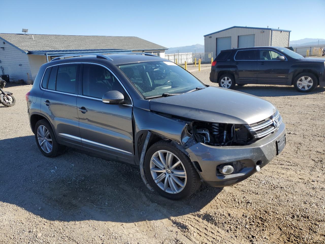 2016 VOLKSWAGEN TIGUAN