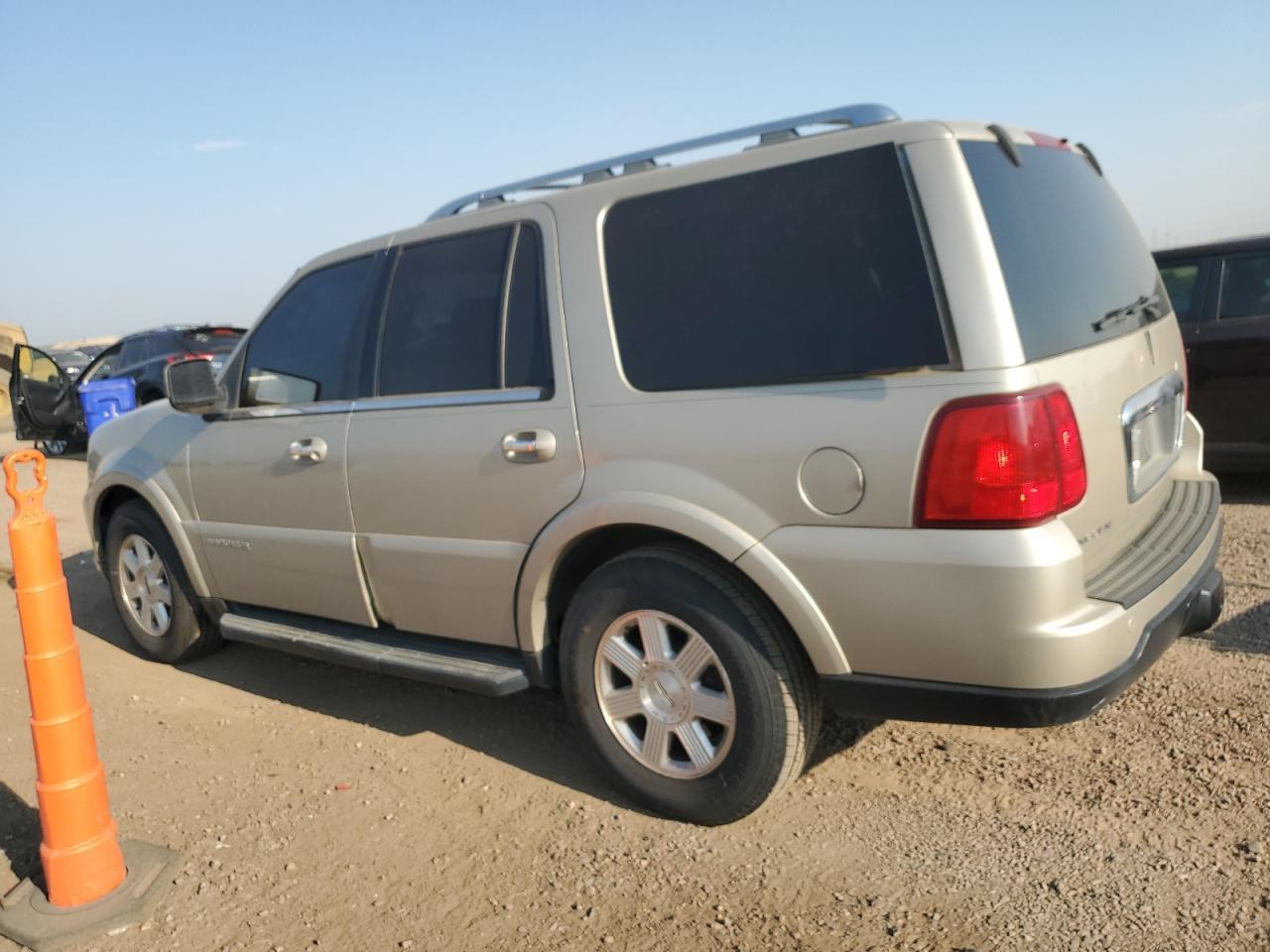 2005 LINCOLN Navigator